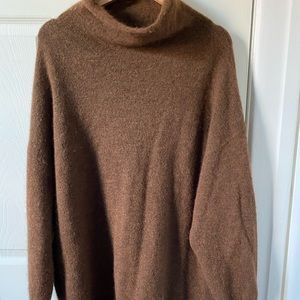 Aritzia wool sweater